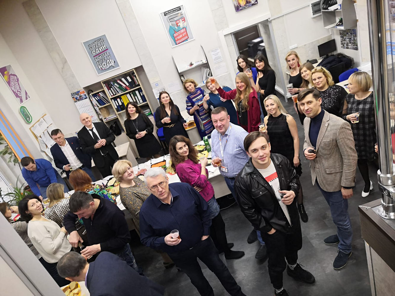 Новый год в офисе 